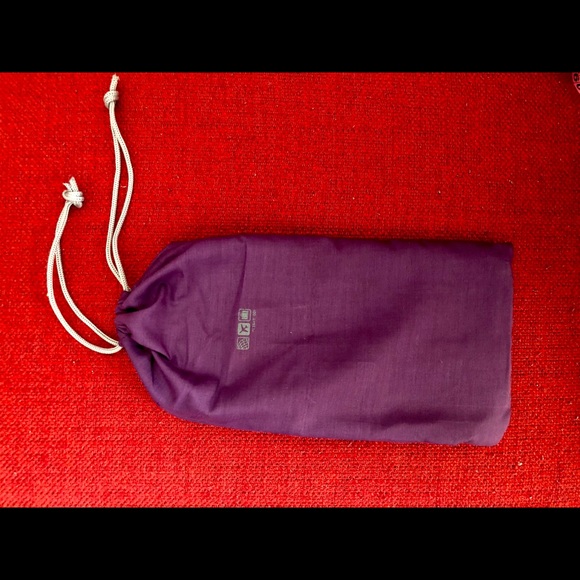 FLIGHT 001 Vegan Leather Travel Wallet - Picture 6 of 7